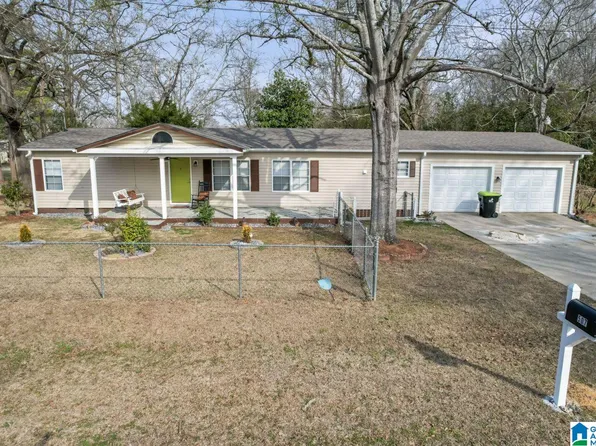 507 4th St SW, Childersburg, AL 35044