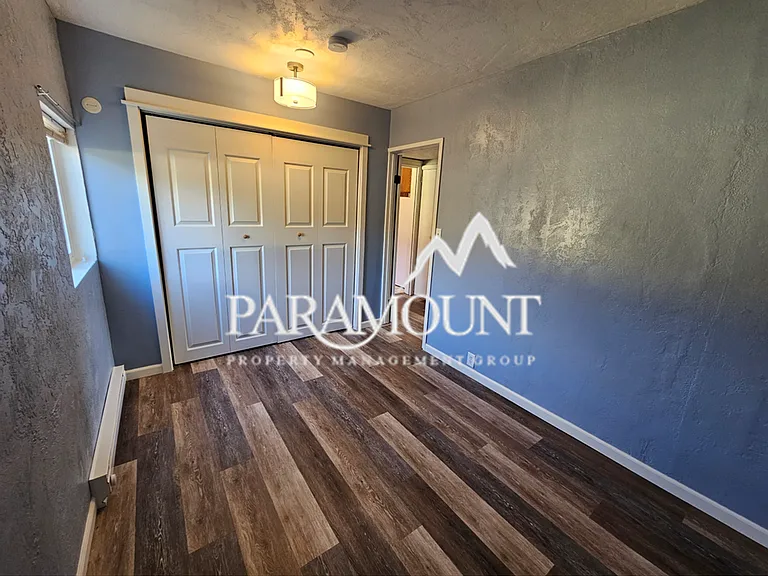 2533 Strassburg St NE — Photo 8