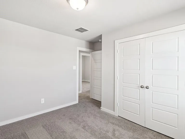 18075 Martin Pines Dr — Photo 27