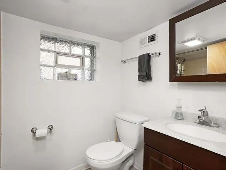 1414 W Fletcher St #1R — Photo 25
