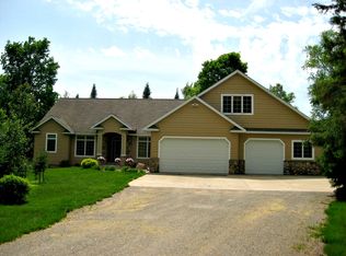 270 Maggie Lake Trl, Crystal Falls, MI 49920