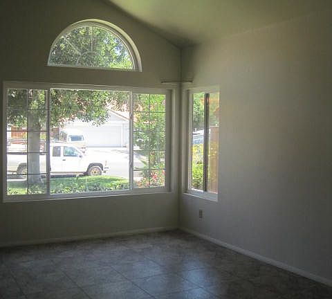 4th image of 24501 Jacarte Dr