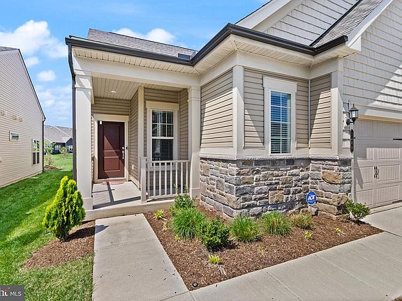 4th image of 6248 Zinnia Ln