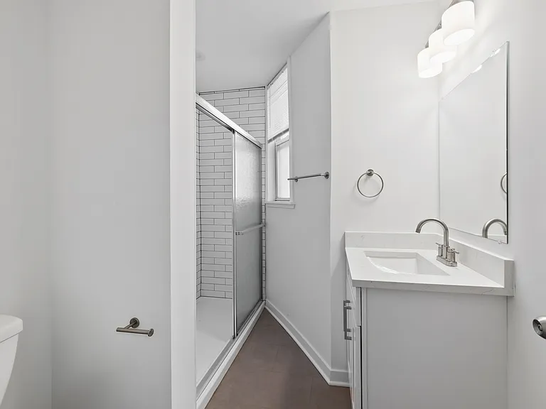 1349 W Taylor St #2R — Photo 7