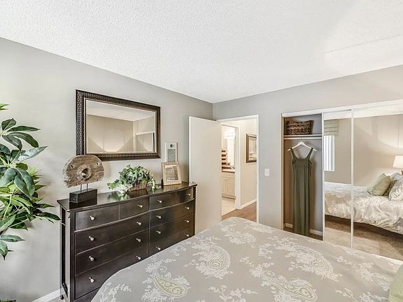 5th image of 2277 Palm Ave #100