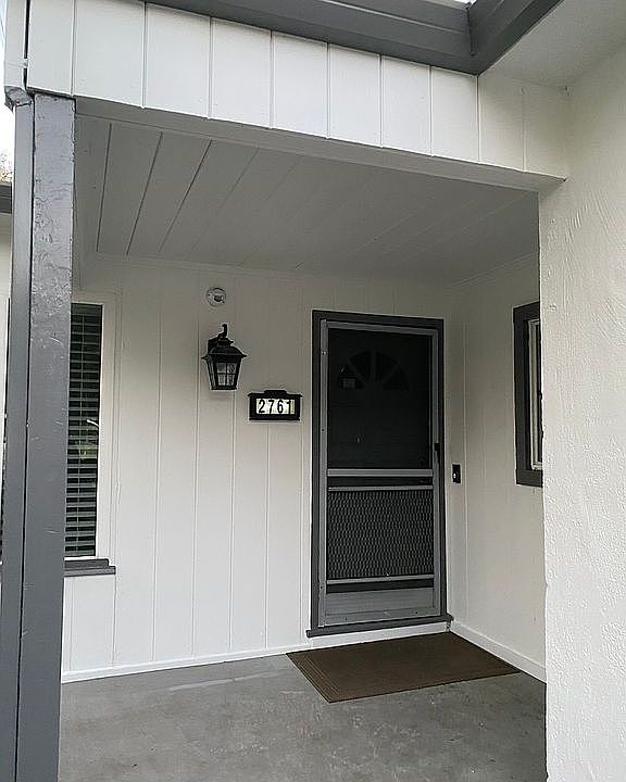 2nd image of 2761 Walnut Blvd