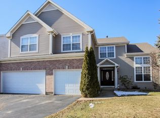 610 Lake Cornish Way, Algonquin, IL 60102