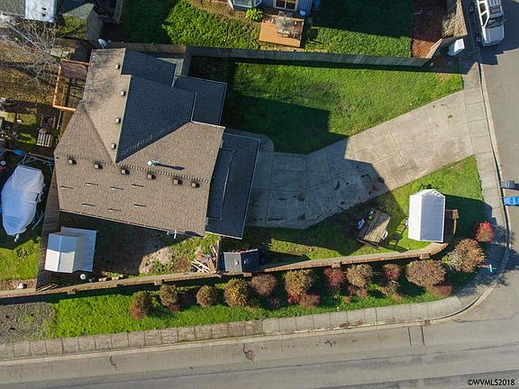 5th image of 1100 Lincoln Ct