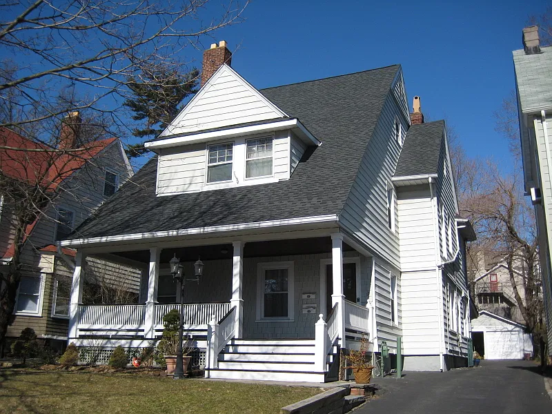 3 bed, 2.0 bath, $3,800 — Photo 1