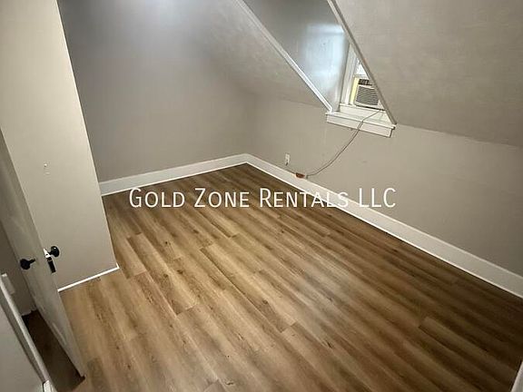4th image of 306 N Mantua St Unit 1