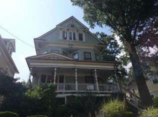 10 Dewolf St, Dorchester, MA 02125