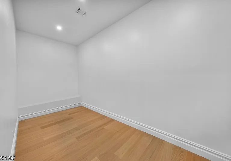 472 High St — Photo 28