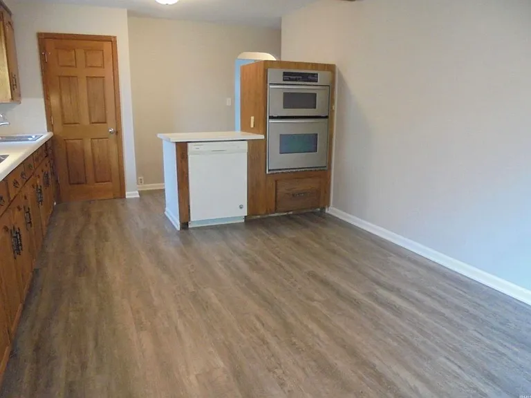 2704 S Macedonia Ave — Photo 14