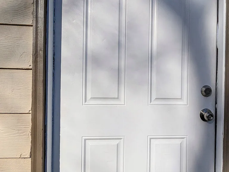 Aspen St — Photo 3
