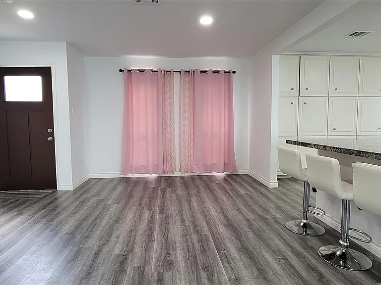 13810 Overbrook Ln — Photo 9