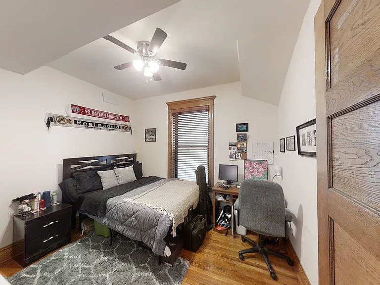 1224 W Eddy St #1 — Photo 8