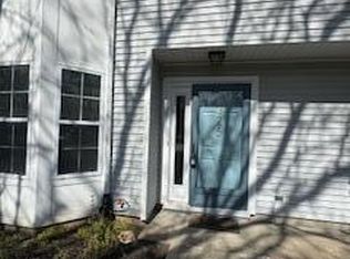 325 Towne Dr #11-5, Englishtown, NJ 07726