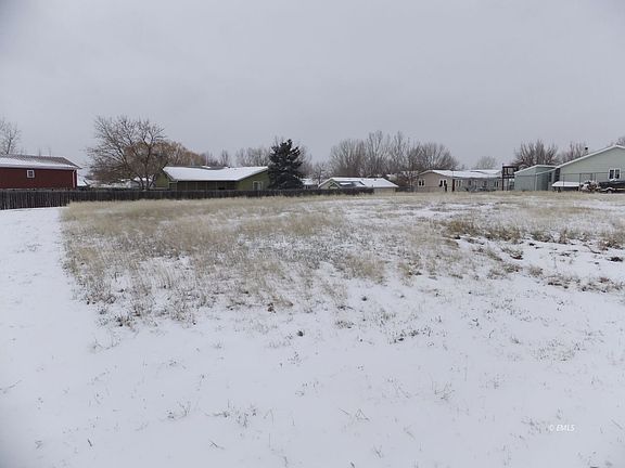 3rd image of Arrowhead Ln