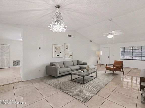 5th image of 5135 Market St