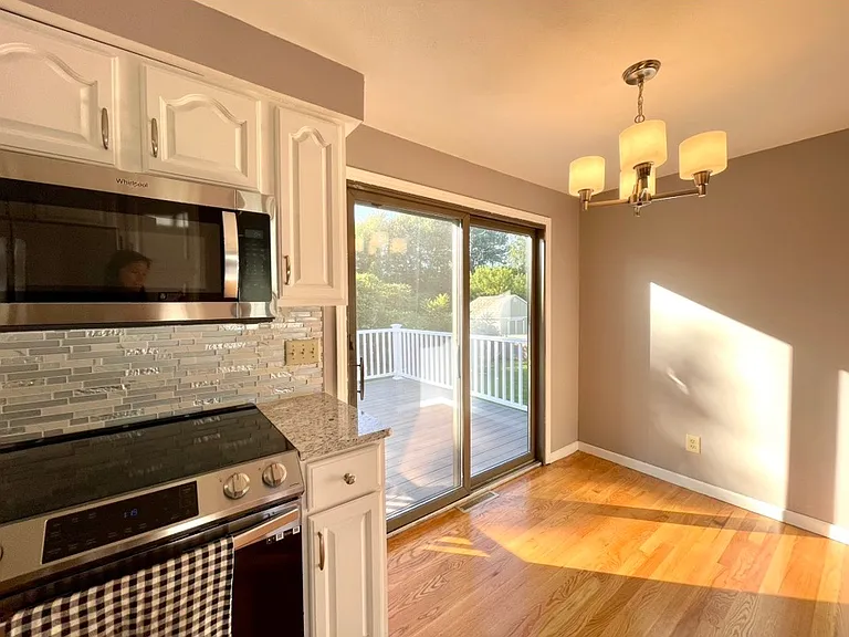 511 Sunflower Dr — Photo 4