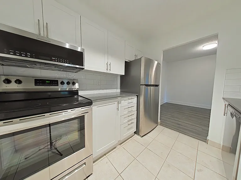 120 Torresdale Ave — Photo 1