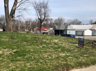 142 E Olive St, Bridgeport, IL 62417