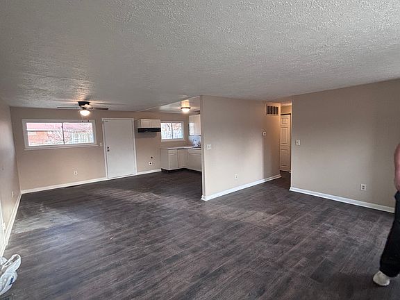 2nd image of 4730 Delba Dr