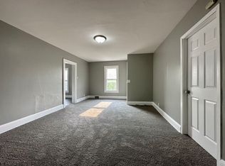 318 27th Ave N #2, Minneapolis, MN 55411