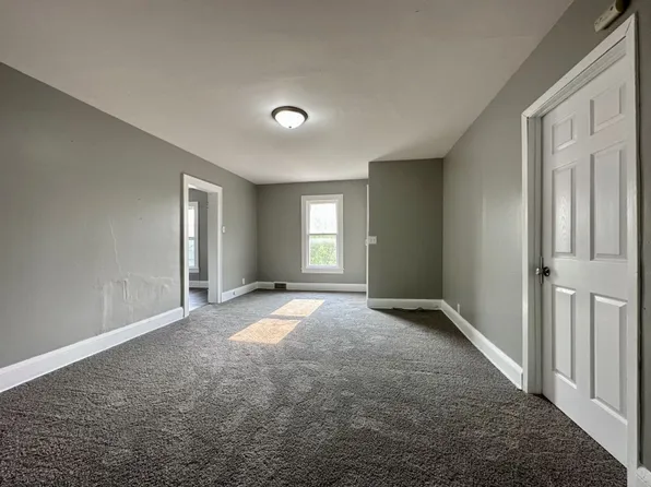 318 27th Ave N, 318 27th Ave N #2, Minneapolis, MN 55411