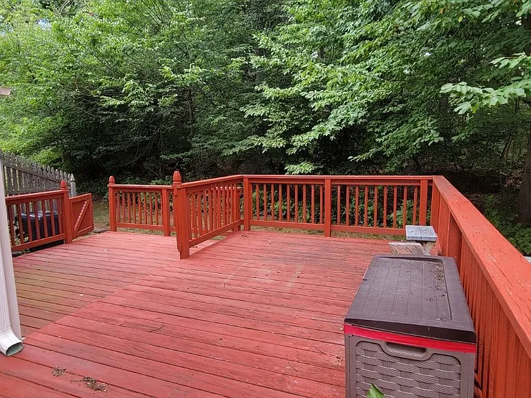 1408 Locust Ct — Photo 10