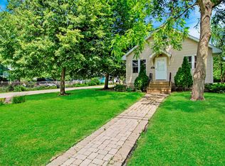 301 Bruce Rd, Lockport, IL 60441