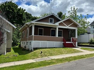 106 Orwood Pl, Syracuse, NY 13208
