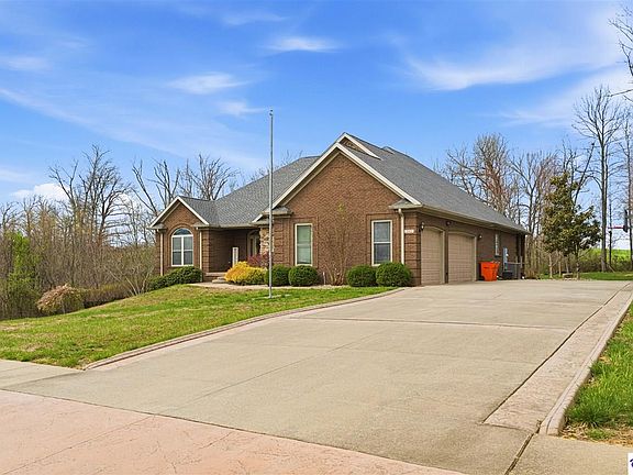 2nd image of 282 Braeburn Ct