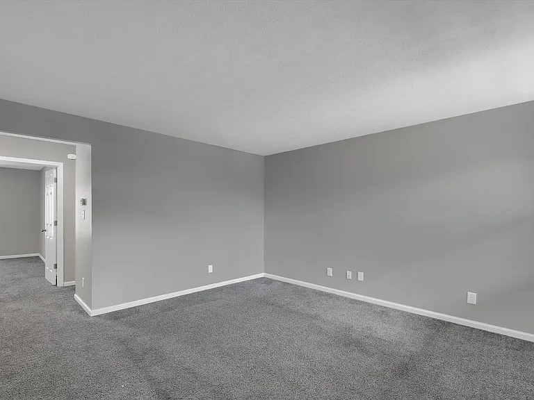 Cedar Chase Apartments — Photo 30