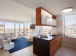 550 W 45th St APT 1114, New York, NY 10036
