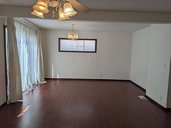 4th image of 1335 Norton Ave