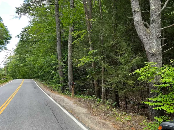 213 North Road, Sandown, NH 03873