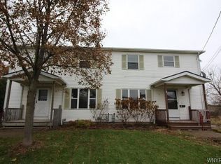 6668 Crosby Ave, Lockport, NY 14094