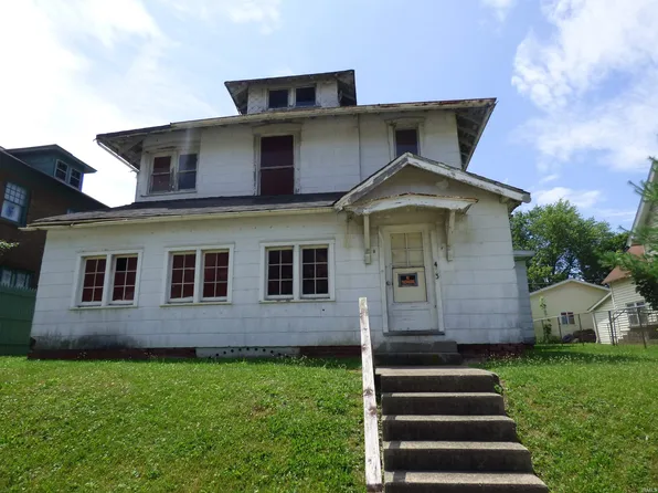453 E Walnut St, Frankfort, IN 46041