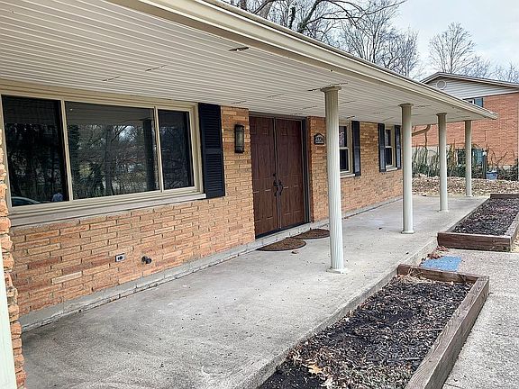4th image of 2724 Eckley Blvd