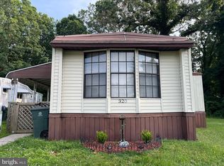 320 Kentucky Ave, Williamstown, NJ 08094