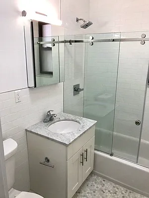 Rented by Vass Stevens Group | media 52