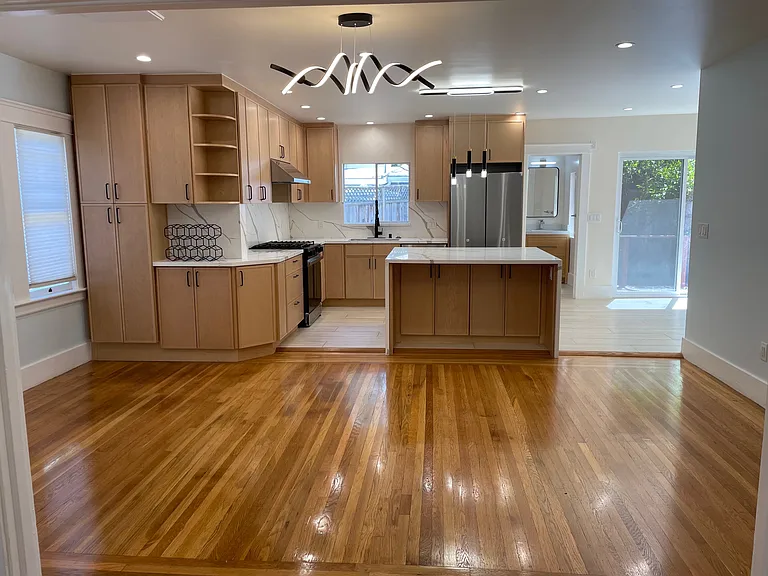 1517 Balboa Ave — Photo 6
