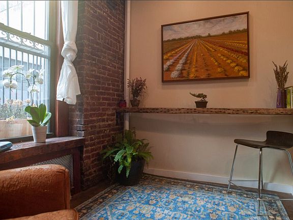 5th image of 347 W 44th St APT 1FE