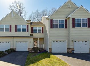 4009 Ridgecrest Dr, Wappingers Falls, NY 12590