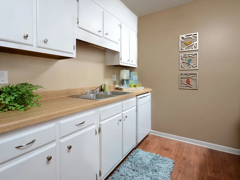 Windtree Apartment Homes — Photo 75