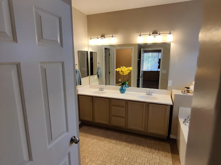 6938 Diver Ave — Photo 11