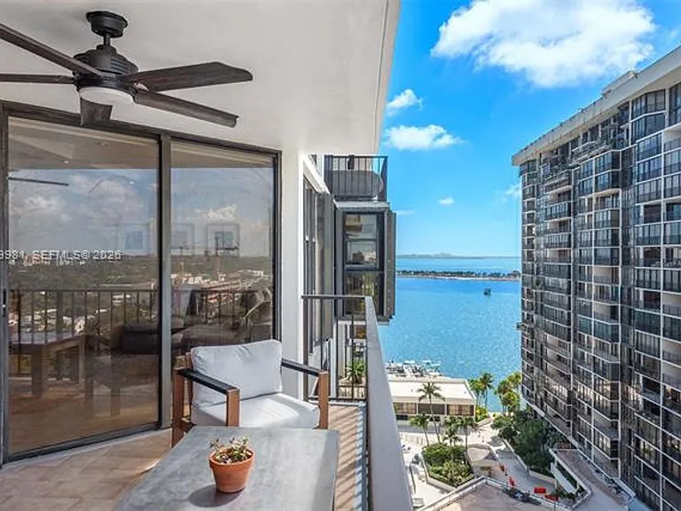 1915 Brickell Ave #C1612 — Photo 31