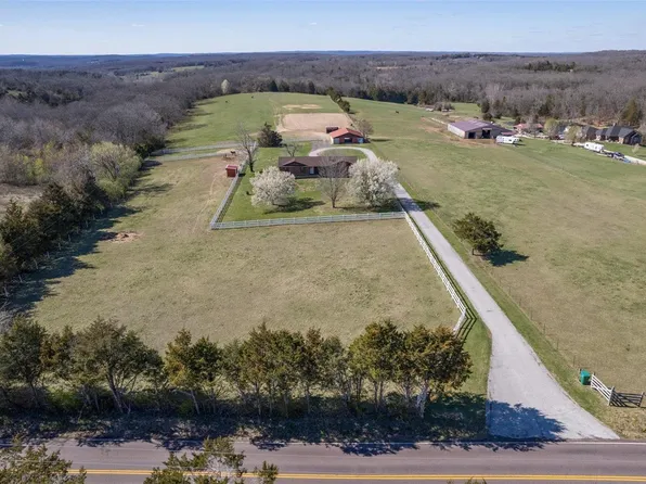1289 Tinhouse Rd, Hillsboro, MO 63050