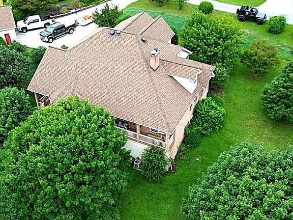3rd image of 311 Dale Rd